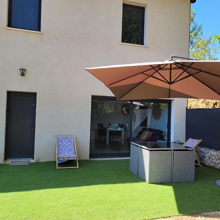 Appartement Tout Equipe En Rez-De-Jardin Entre Gard Et Ardeche Saint-Julien-de-Peyrolas Ngoại thất bức ảnh
