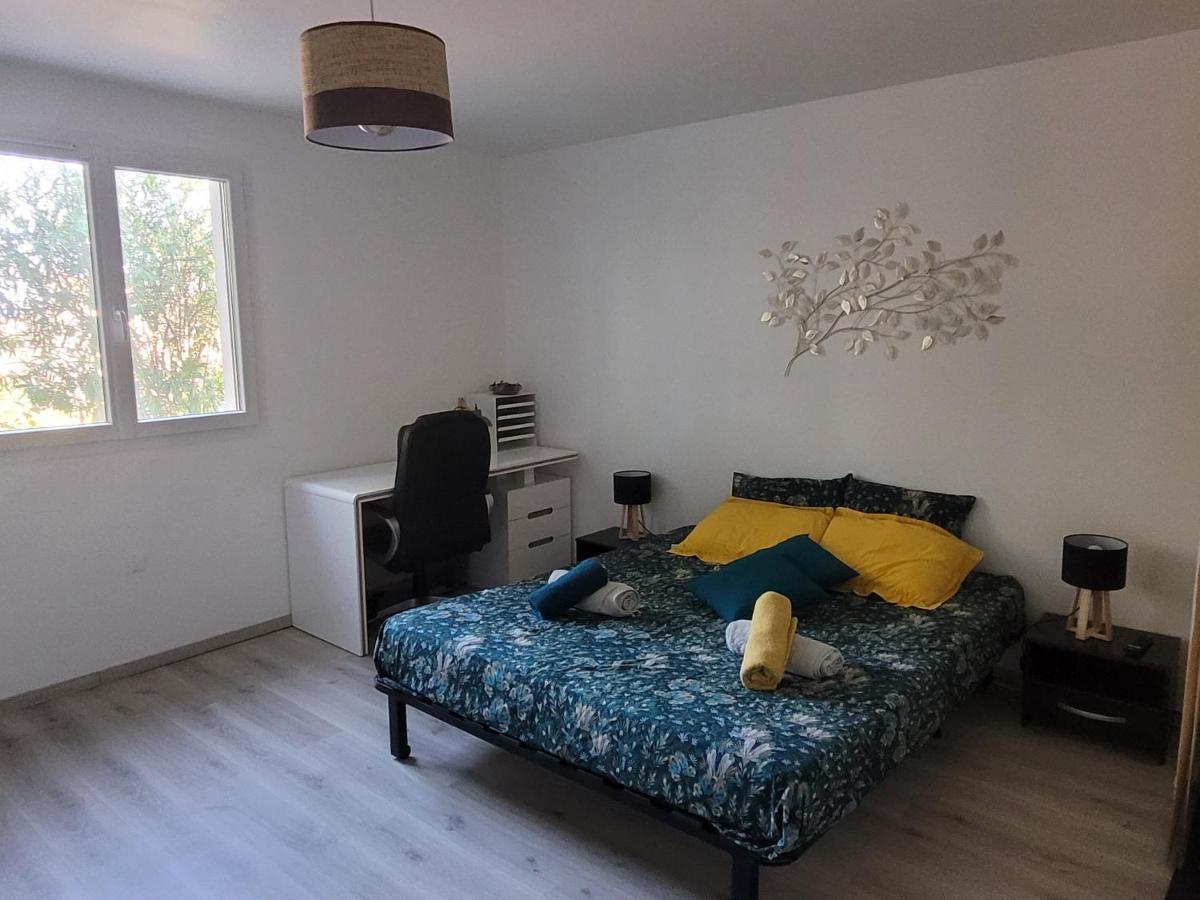 Appartement Tout Equipe En Rez-De-Jardin Entre Gard Et Ardeche Saint-Julien-de-Peyrolas Ngoại thất bức ảnh