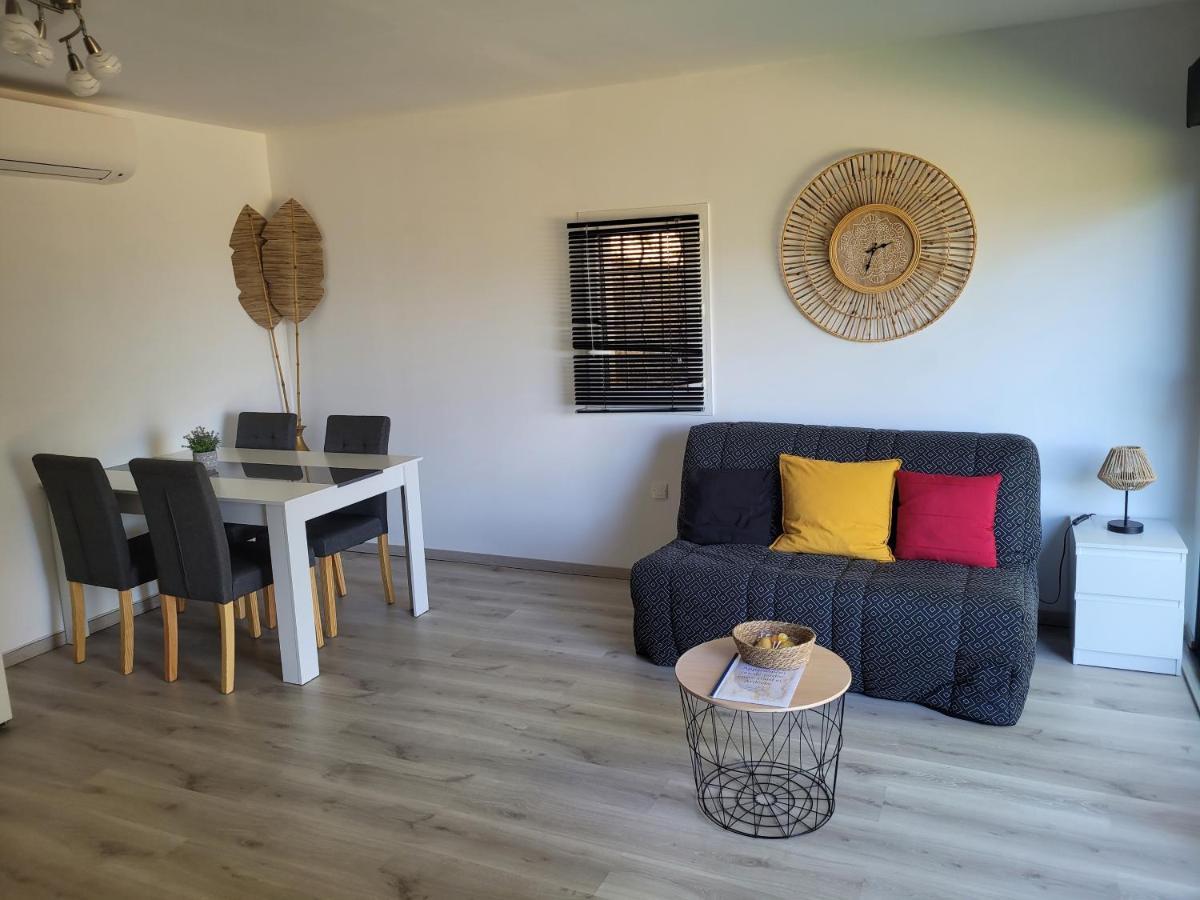Appartement Tout Equipe En Rez-De-Jardin Entre Gard Et Ardeche Saint-Julien-de-Peyrolas Ngoại thất bức ảnh